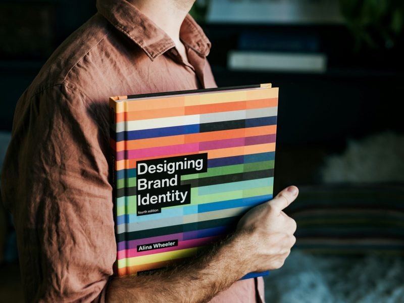 hank-paul-wKw5nxOxIZQ-unsplash